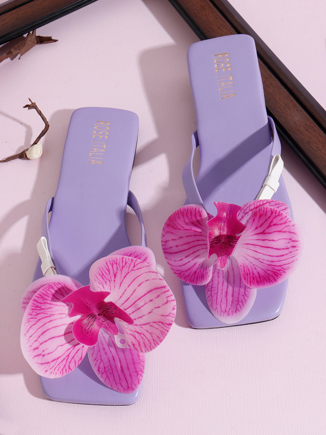 Orchid Charm Flat