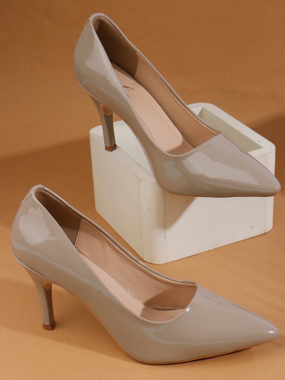 Patent Pointed-Toe Pumps